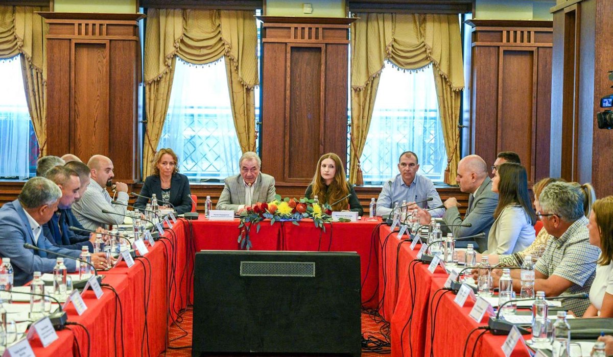 среща отбранителна индустрия