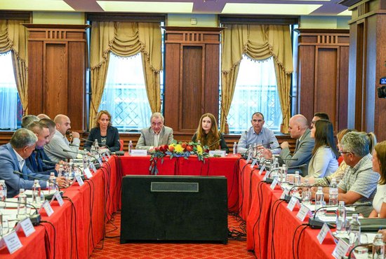 среща отбранителна индустрия