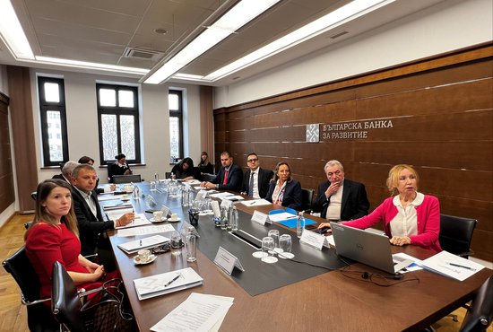 ББР обсъжда с работодателските организации допълващо и мостово финансиране по НПВУ