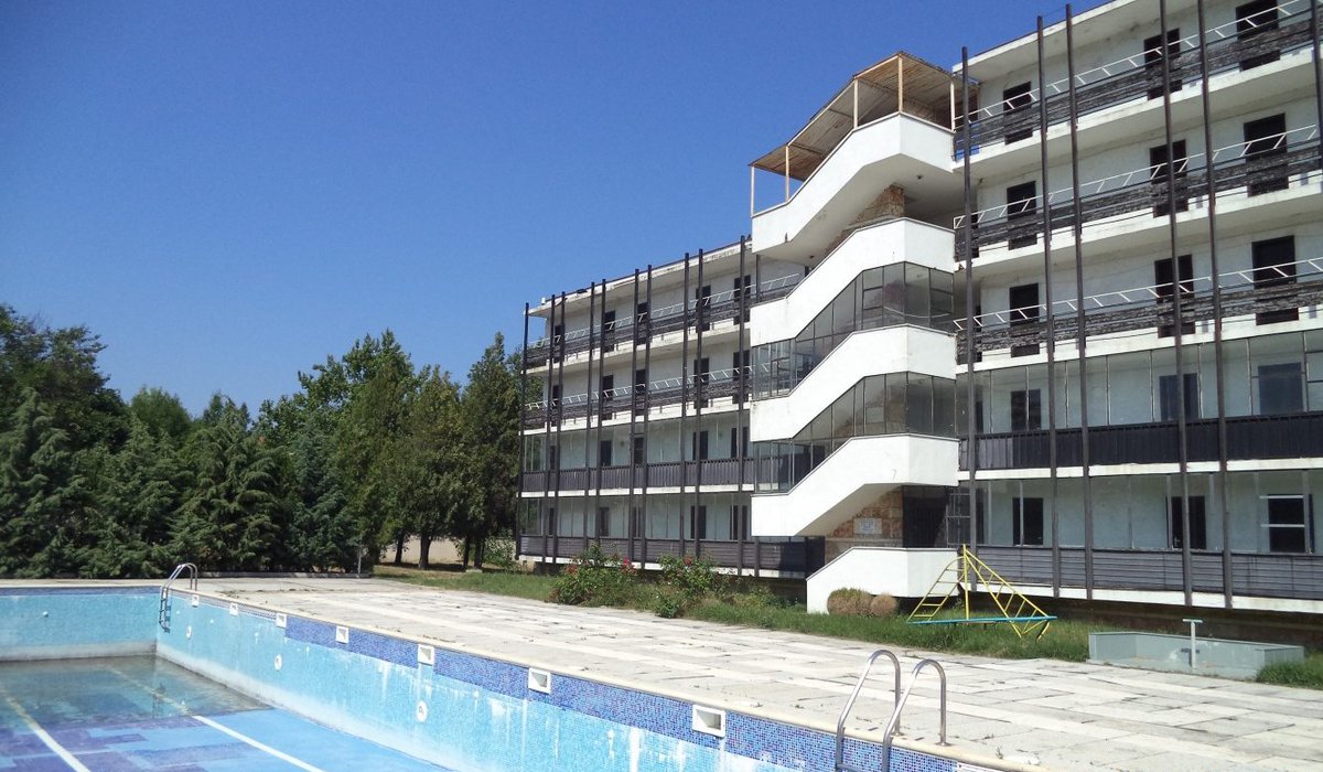 Стартира продажба на почивен дом „Ален мак” в гр. Варна