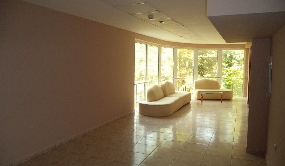 Стартира продажба на почивен дом „Ален мак” в гр. Варна