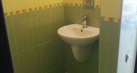 Търговски комплекс – ресторант, кафене, магазини и офиси в с