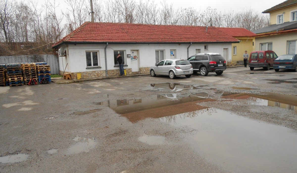 Поземлени имоти, местност Задгарова артерия, град София