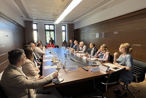 ББР стартира дебата за създаване на новата си Стратегия 2024-2026 г. с бизнеса, синдикатите и общините