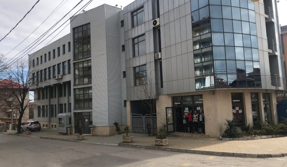 Поземлен имот с площ 834 кв.м в гр. Хасково, ул. „Славянска“