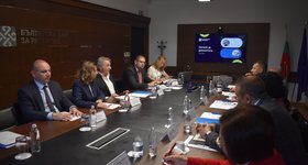 ББР стартира първата си програма, разработена съвместно с би