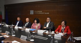 ББР стартира първата си програма, разработена съвместно с би