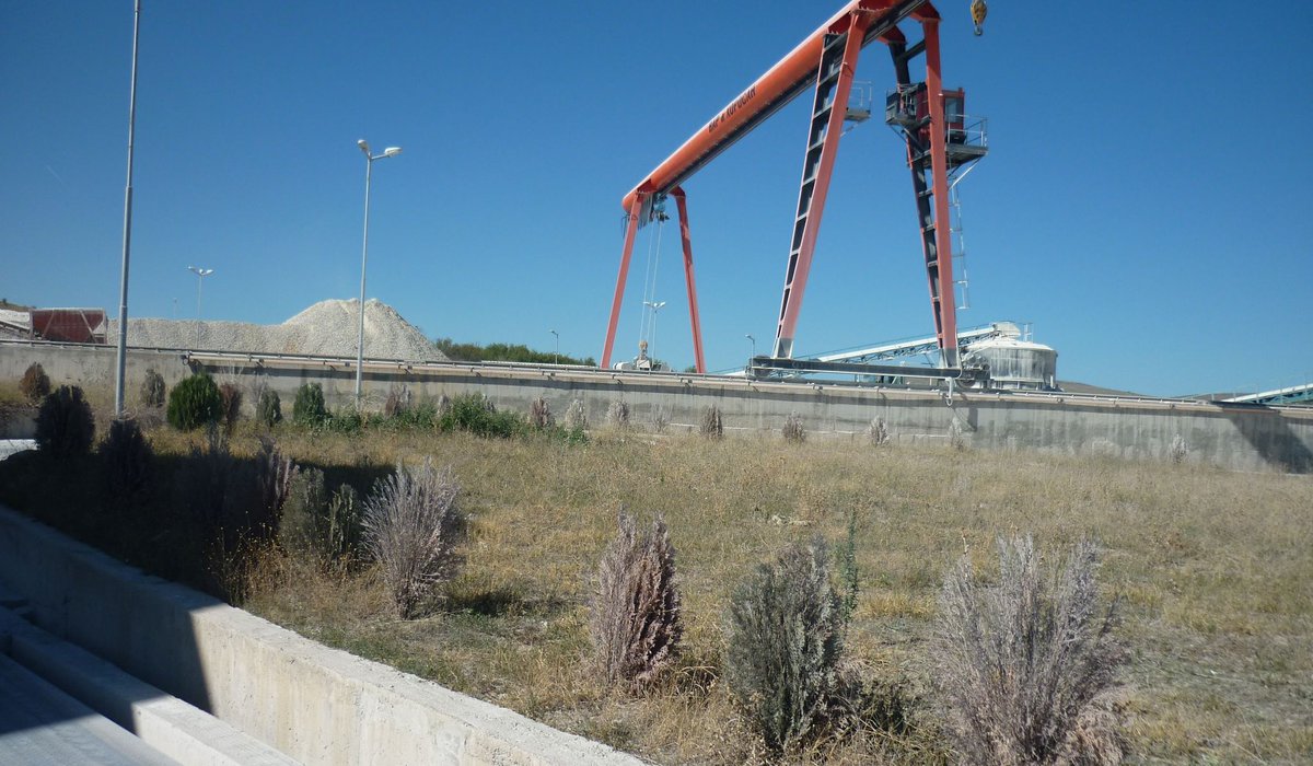 Завод за производство на негасена вар, с. Опицвет