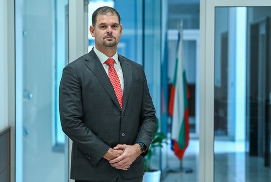 Илия Караниколов