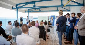 7 компании получават финансиране за общо 280 000 евро от акс