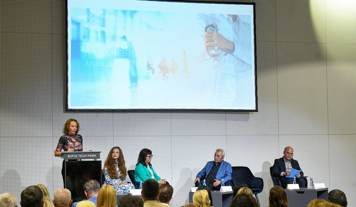 Министър Карадимов: Българската банка за развитие ще подкрепи държавни и общински болници