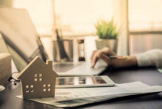 Недвижими имоти