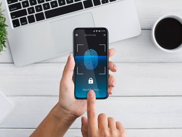 сигурност, отключване на телефон с пръстов отпечатък